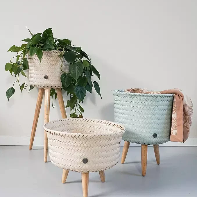 Cache-pot Up Mid - Handed By – Image 3