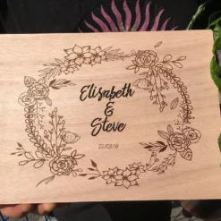 Livre D'or Personnalisé A4 à L'italienne - Couverture Bois - Découpe Laser