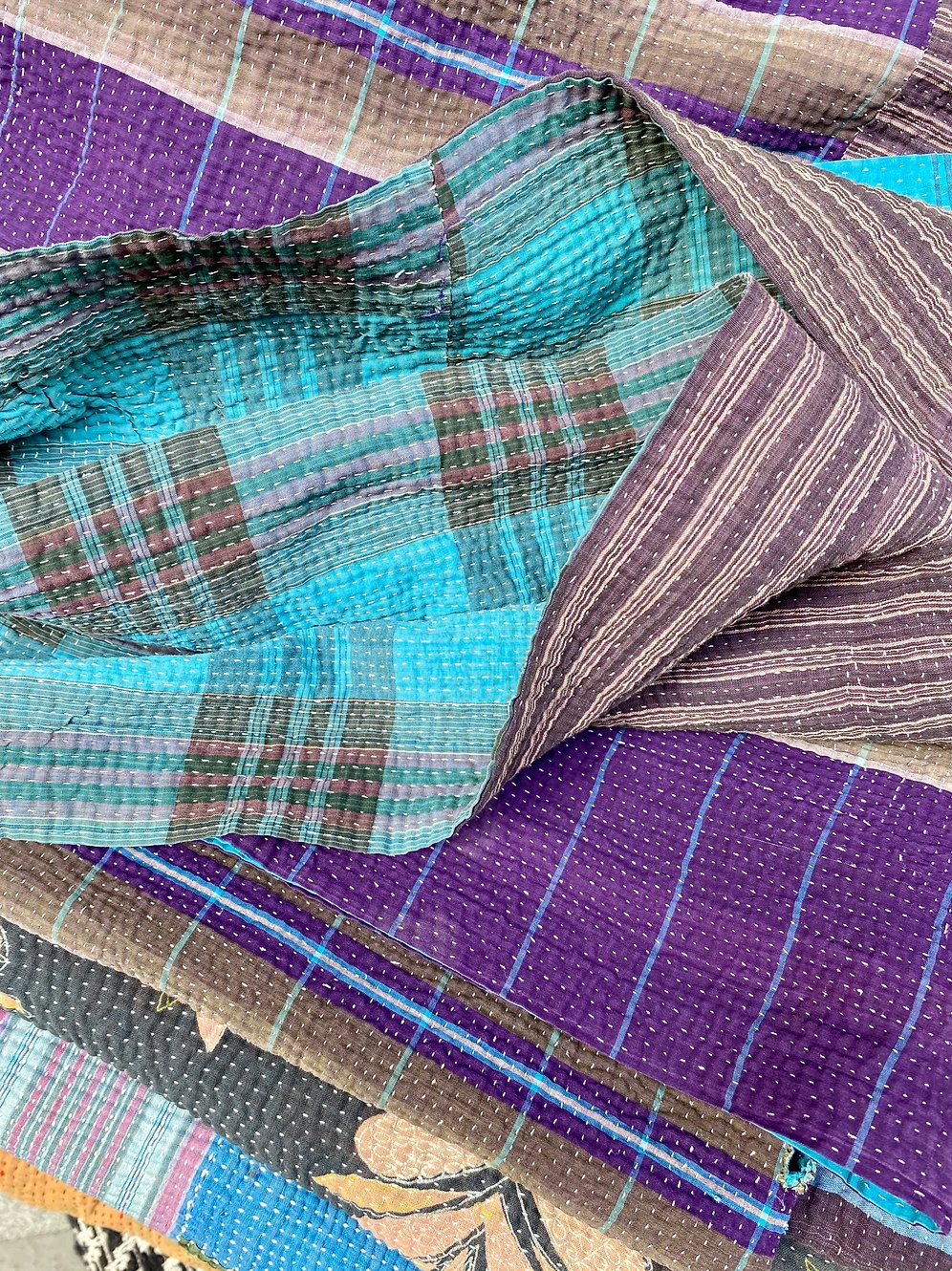 Kantha Indien Vintage QuiltĂ© Du Rajasthan - Longhi Violet Et Bleu â Image 2