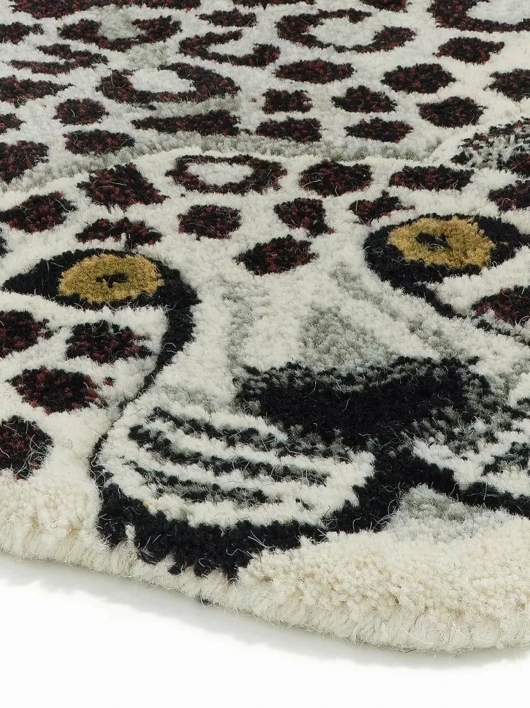 Tapis Léopard Des Neiges - Doing Goods – Image 4