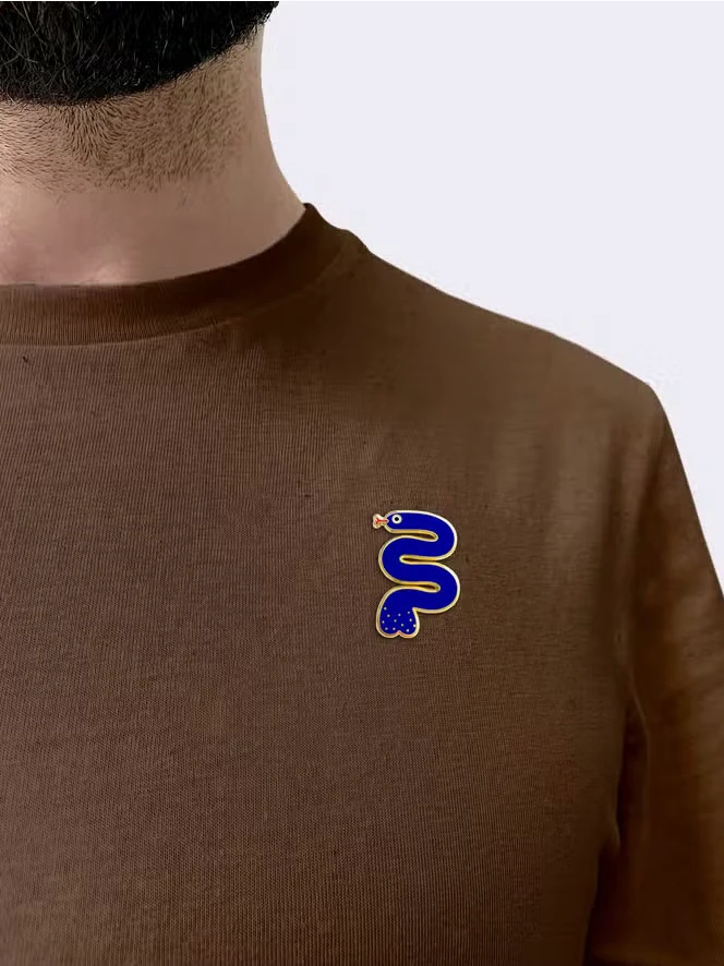 Broche Pin's Serpent Bleu Coquin - Dicks Don't Lies – Image 4